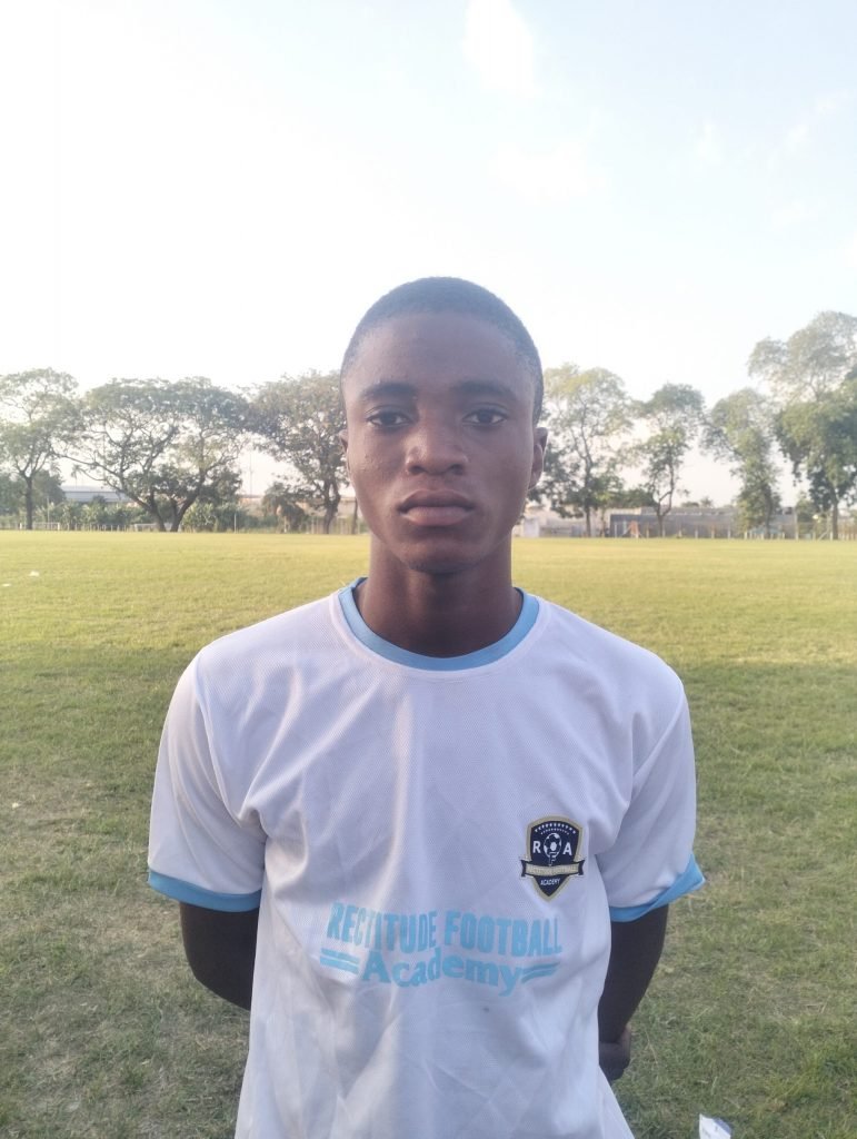 22 ISMAIL AL-HASSAN