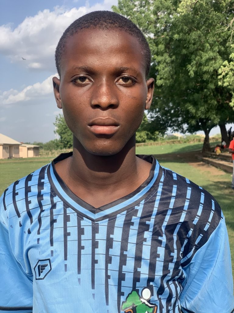 27 BUSARI MUBARAQ