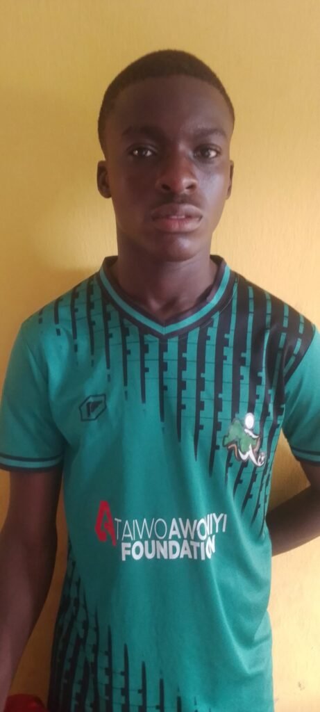31 OLADIMEJI IDOWU