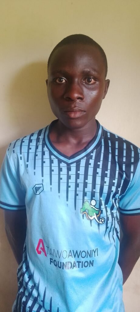 33 ISMAIL ABDULGAFAR