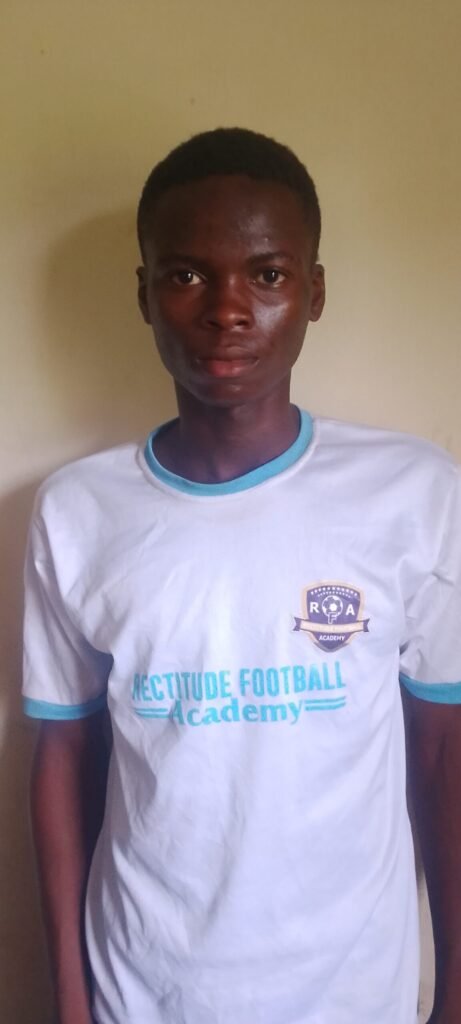17 ANTHONY EFE