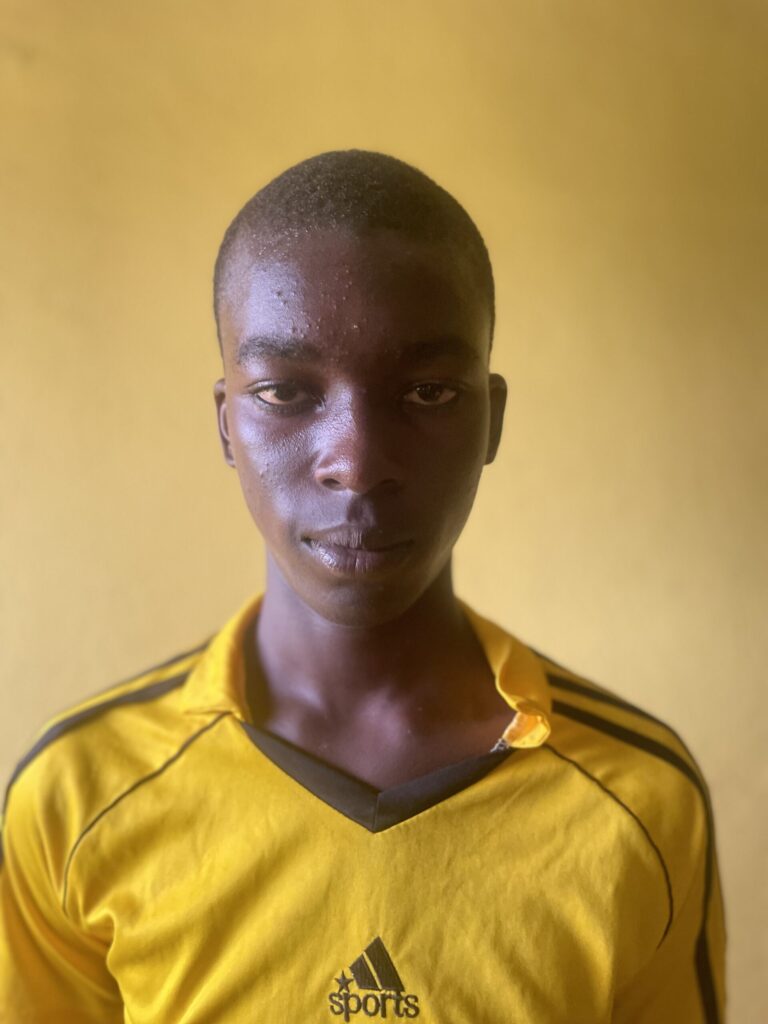 32 KAZEEM FAWAZ