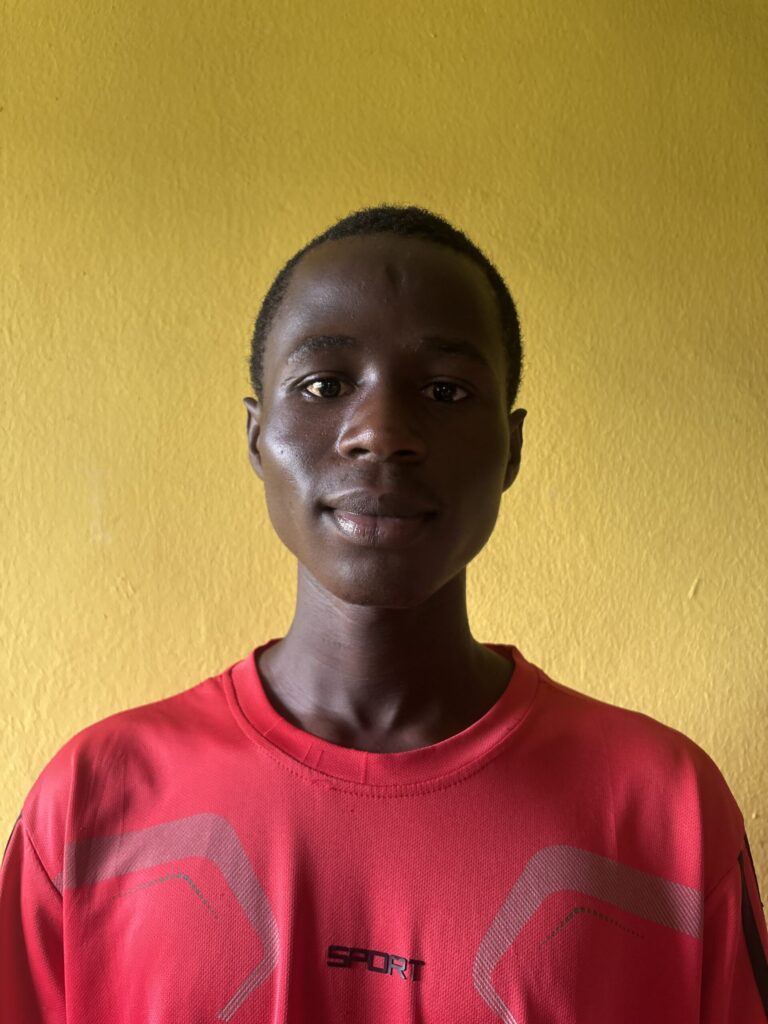 32 Oluwatimileyin Mathew