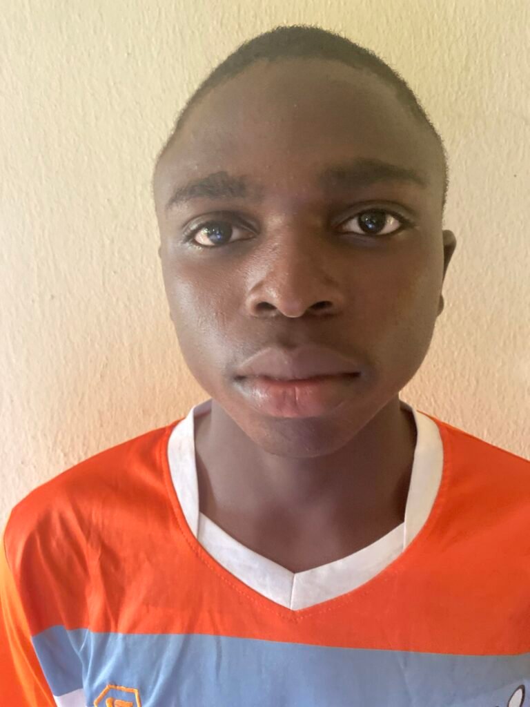 28 BABATUNDE ABDULHAMID