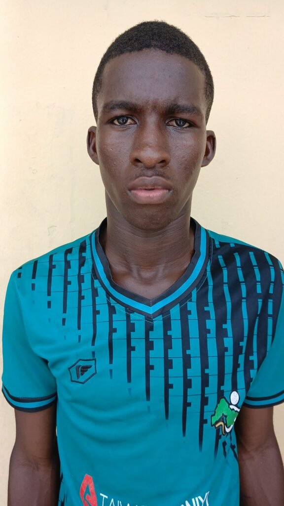 37 KEHINDE OLADIMEJI