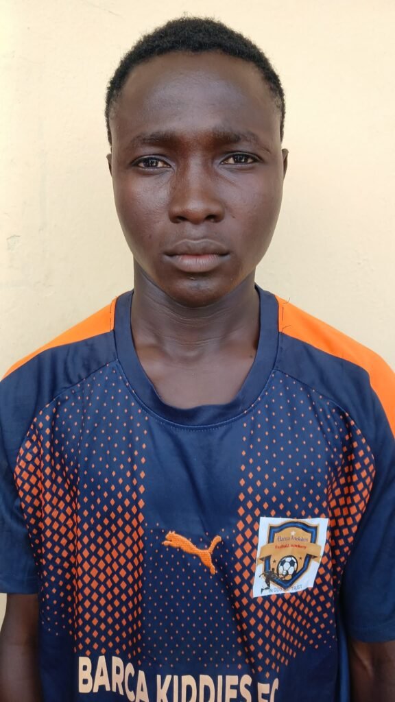 40 AYOMIDE OWOADE